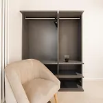 דירה Sassicaia Apartment, Historic Heart Of *